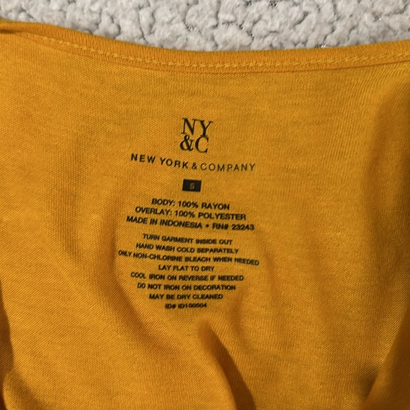 Women’s New York & co sequence tank - Picture 3 of 3